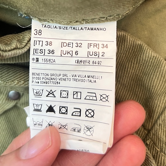 United Colors of Benetton Women's trousers, Size 2 - Picture 8 of 8